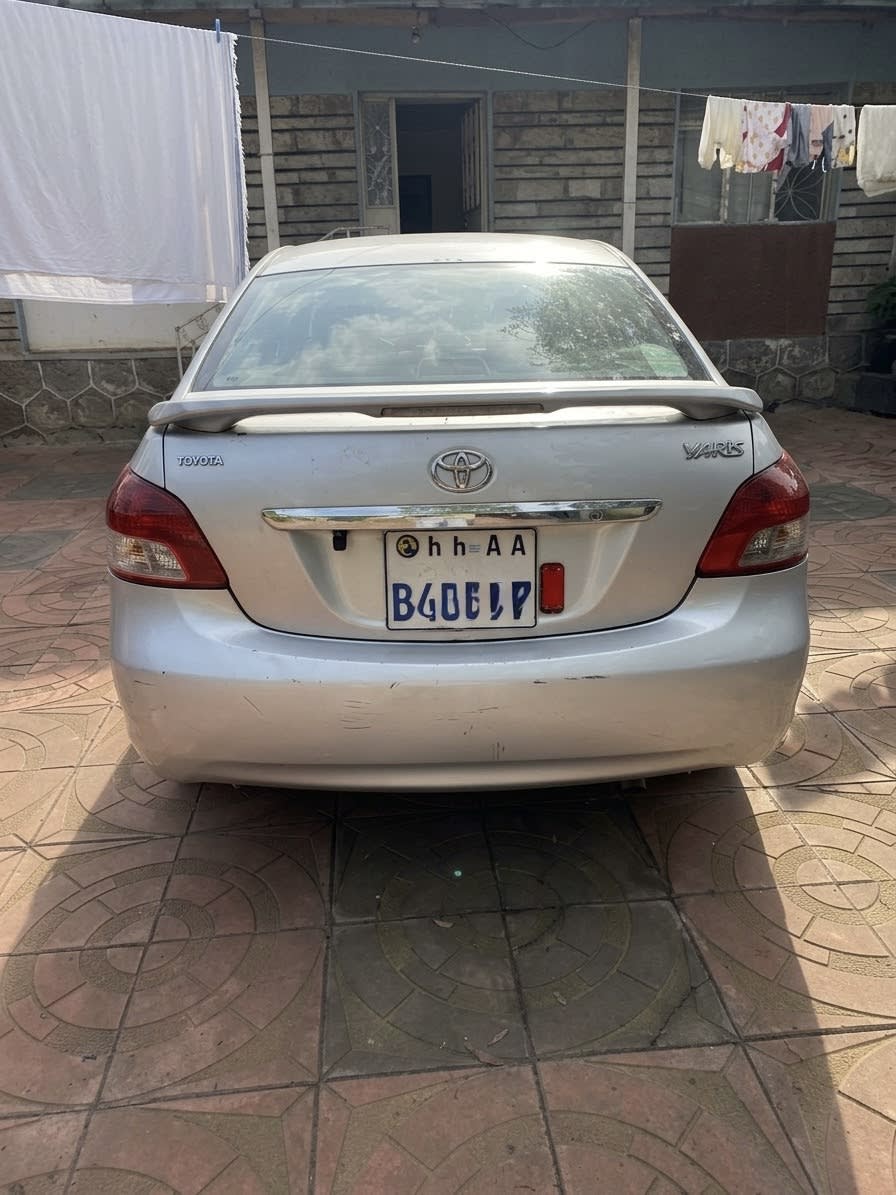 2010 Toyota Yaris Belta for sale in Addis Ababa, 2,400,000 Birr, photo 3