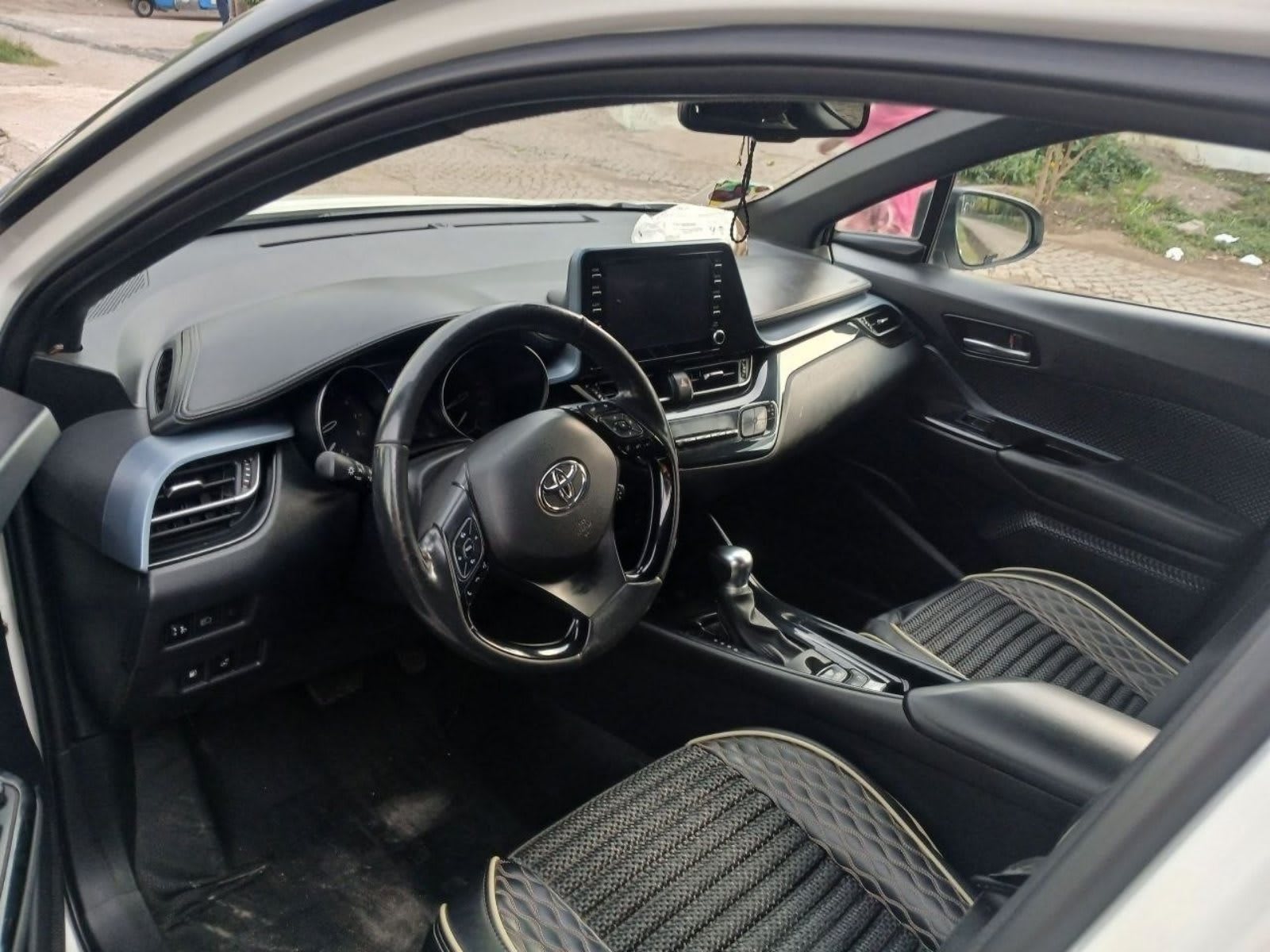 2020 Toyota CHT for sale in Addis Ababa, 6,000,000 Birr, photo 5