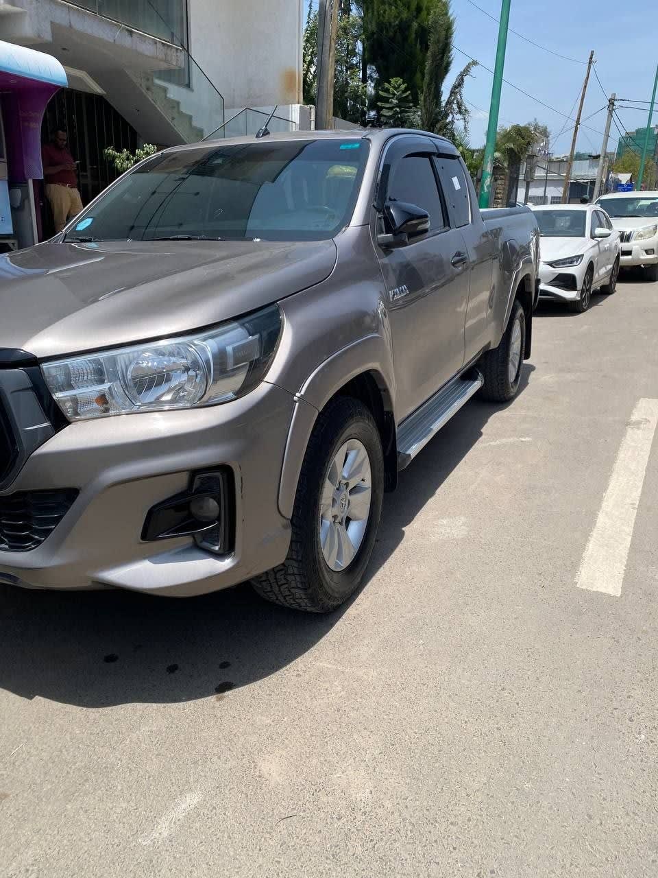 2020 Toyota Revo for sale in Addis Ababa, 9,800,000 Birr, photo 2