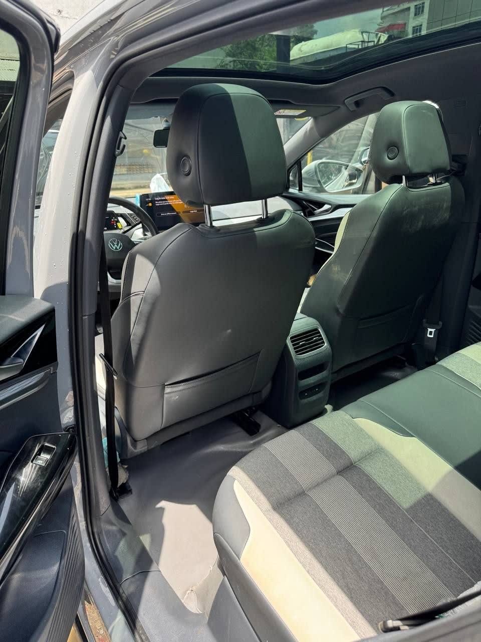 2021 Volkswagen ID4 Pure Plus for sale in Addis Ababa, 5,000,000 Birr, photo 5