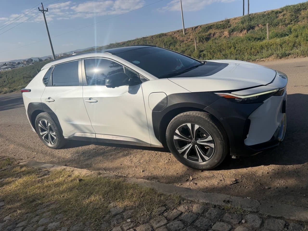 2023 Toyota Bz4X for sale in Addis Ababa, 6,200,000 Birr, photo 4
