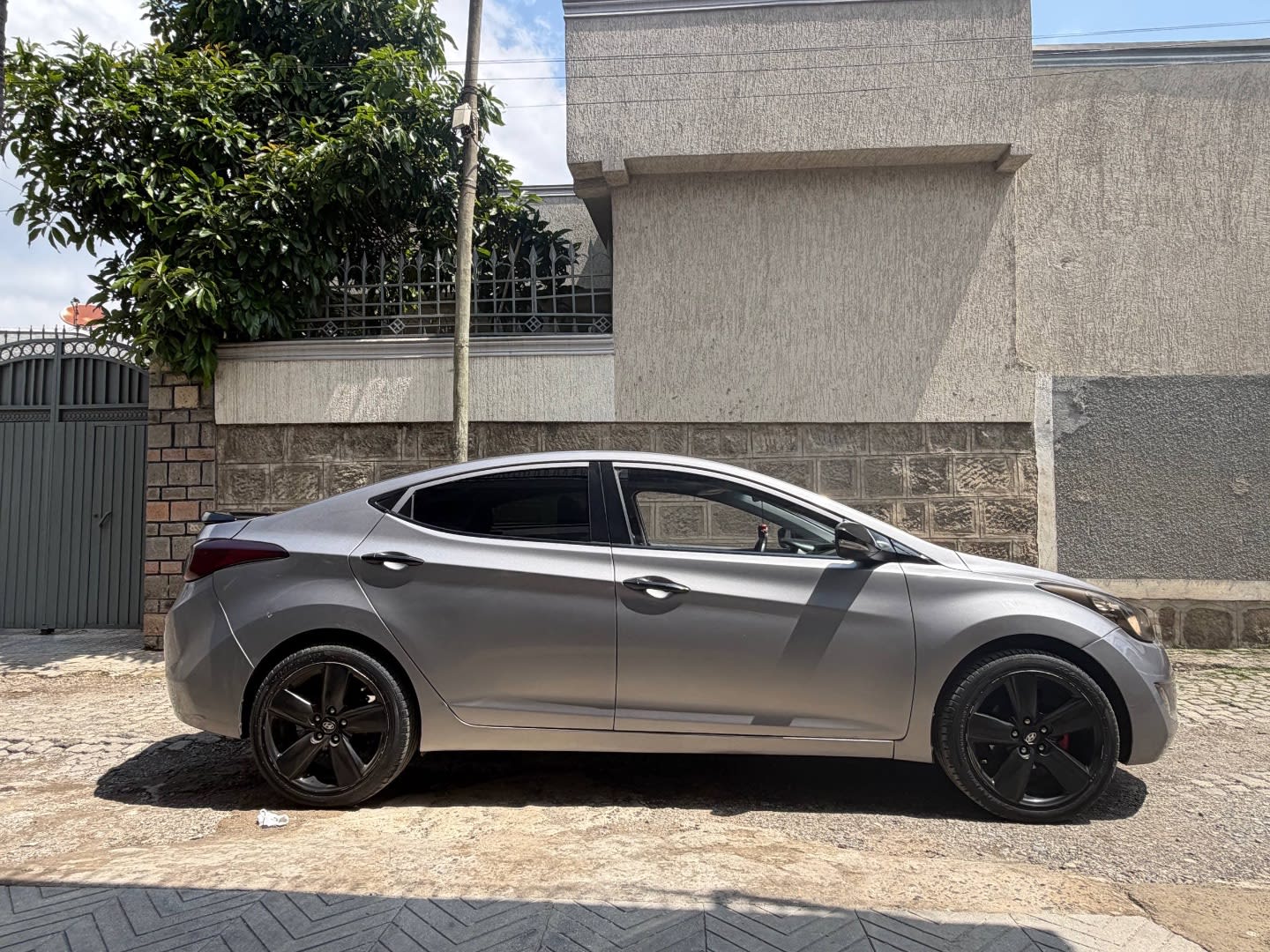 2013 Hyundai Avante, photo 2