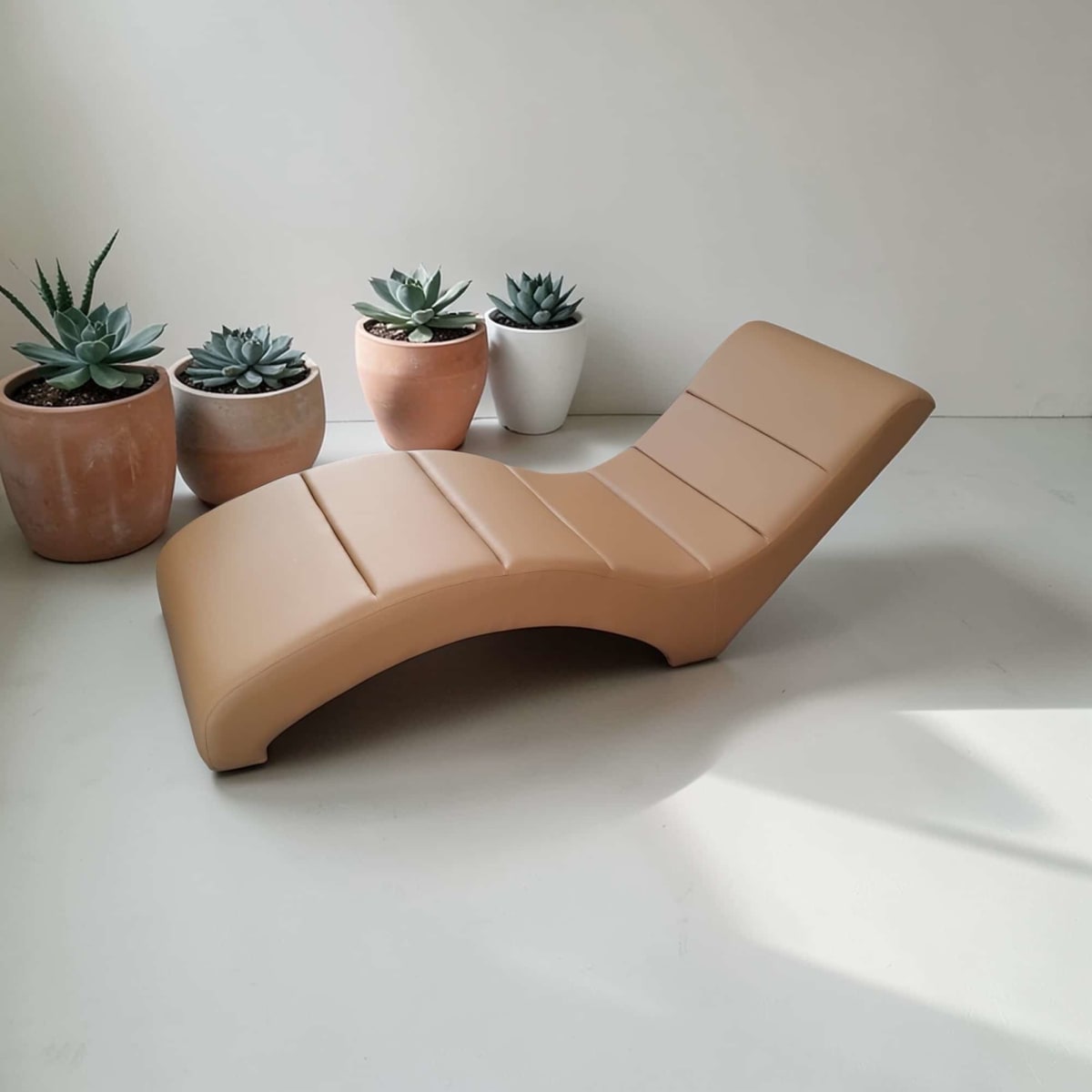 Spa Dinlenme Yatağı: Misafirlerinizi Huzurun Merkezine Davet Edin