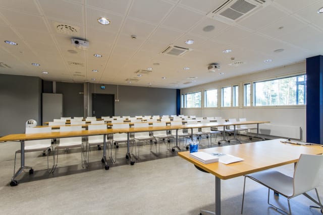 Classroom located close to the Helsinki-Vantaa airport, which has great international connections. The room can be arranges to a classroom mode (for 48), U-table mode (for 24), theater mode without tables and for a cocktail parties.