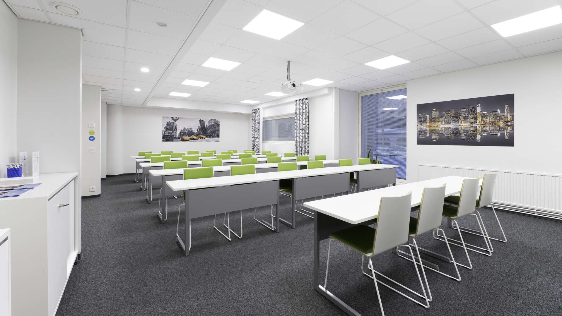 Meeting room with full of light can be transformed into diplomatic, theatrical or class room forms.  The room includes high speed Wi-Fi, data projector and a flip chart and materials for taking notes.