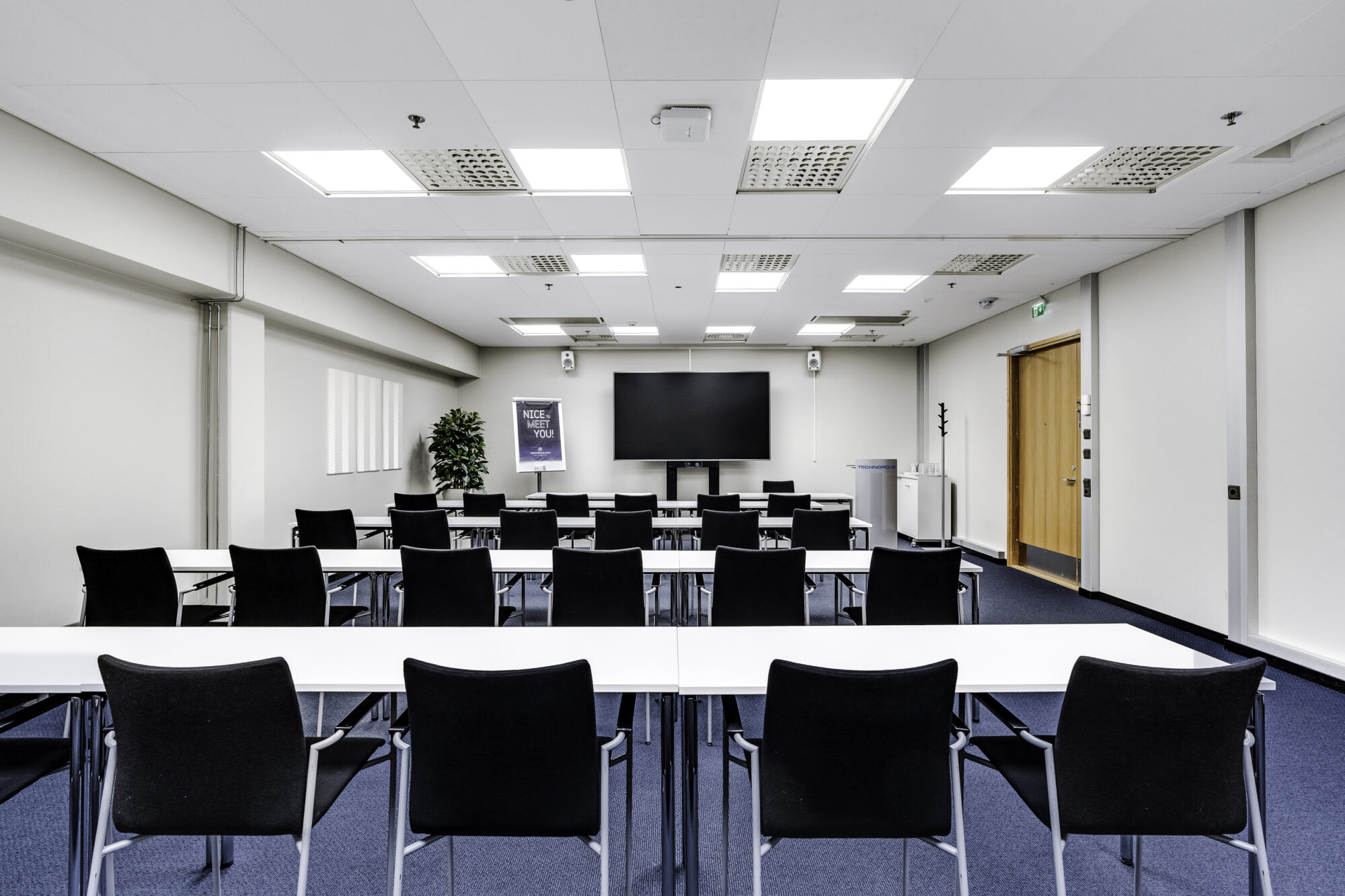 Seminar room at A-building on the 2nd floor. Can be arranged to a classroom for 42 persons, seminar room without tables for max 60 persons and U-table for 26 persons.