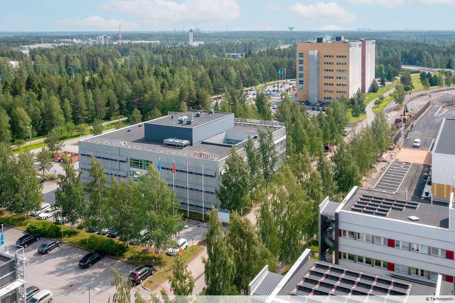 For rent, a modern office space on the first floor in Technopolis Linnanmaa. In its current form, the space has two larger office rooms.