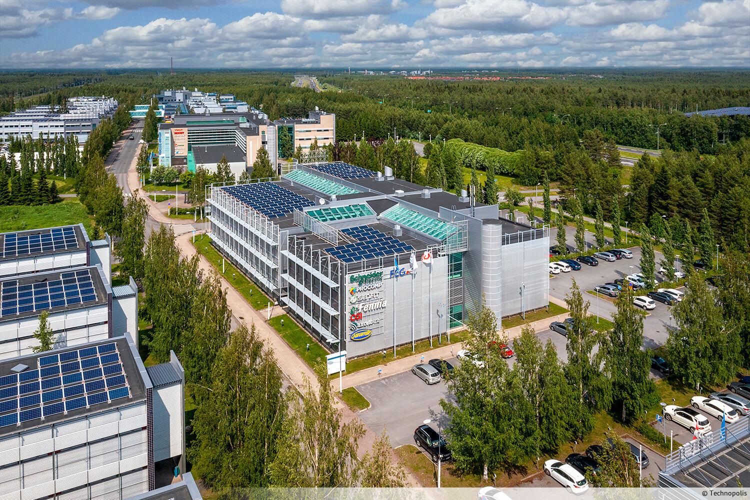 A multi-purpose and modern first-floor office at Technopolis Linnanmaa Elektroniikkatie 6. In its current form, the space has an open-plan workspace, an office and conference room, a lounge area and a laboratory space.