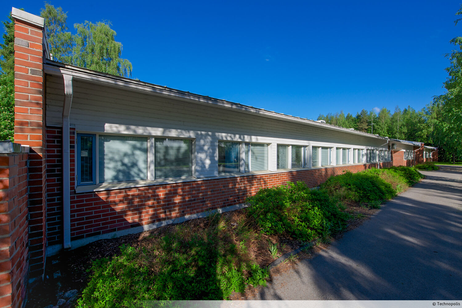 A modern storage available for rent at Technopolis Linnanmaa campus. The property is located near the University of Oulu, only 15 minutes away from the center of Oulu.