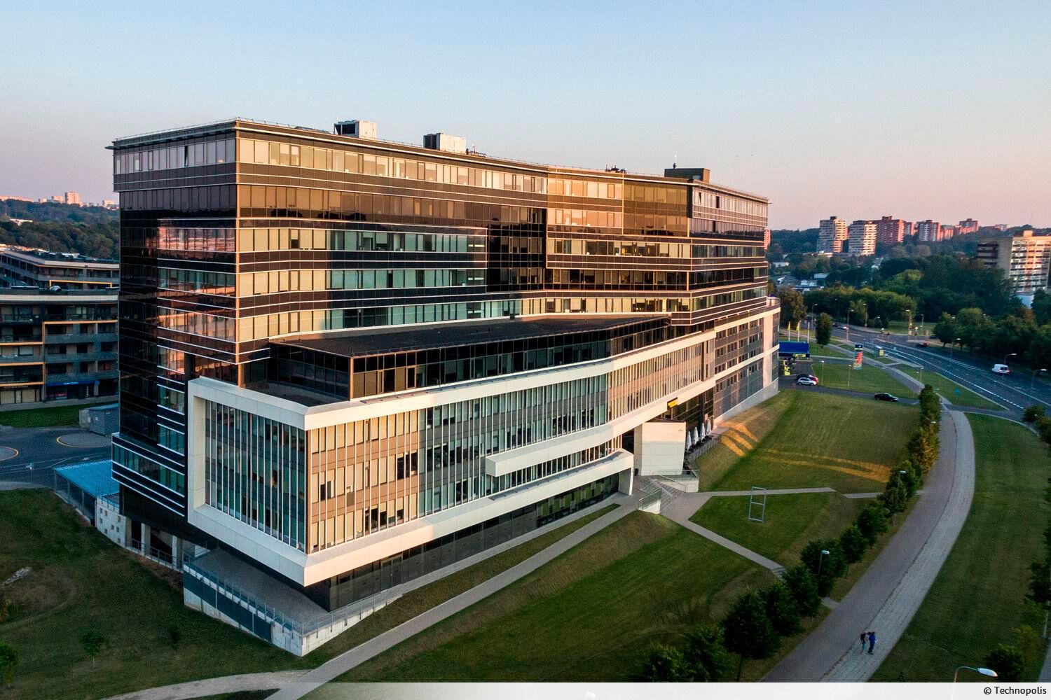 Bright and modern office premises from 60 sqm up to 2000 sqm on the same floor is available now. The premises are located in BETA building in Technopolis campus in Vilnius.