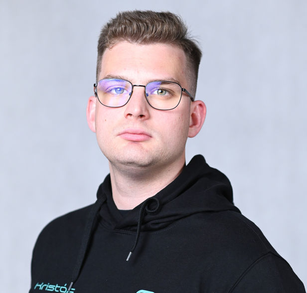 Kristóf<br>Varga-Balázs