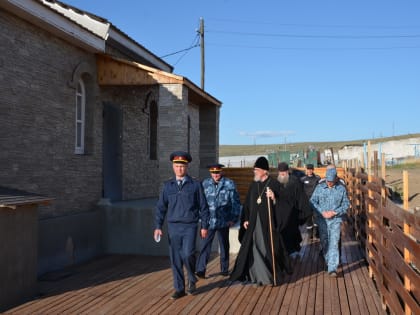 Оловяннинскую исправительную колонию посетил Глава Забайкальской митрополии