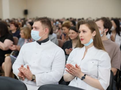 Врачи-онкологи из Фонда Хабенского два дня будут работать в Забайкальском крае