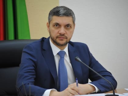 Александр Осипов поручил ускорить ямочный ремонт и контролировать укладку асфальта после раскопок ресурсников в Чите