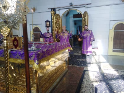 Божественная Литургия в Казанском кафедральном соборе
