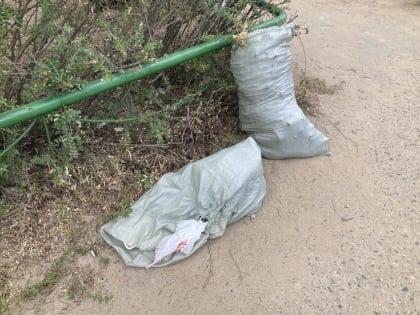 Житель района Забайкалья пытался убедить полицию, что нашёл на дороге два мешка запрещённых веществ (18+)