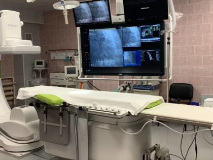 Свыше 30 оперативных вмешательств на сосудах сердца провели с помощью ангиографа в Чите