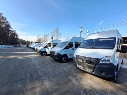 16 новых автобусов для пассажирских перевозок в день 16-летия Забайкалья вручили 16-ти районам
