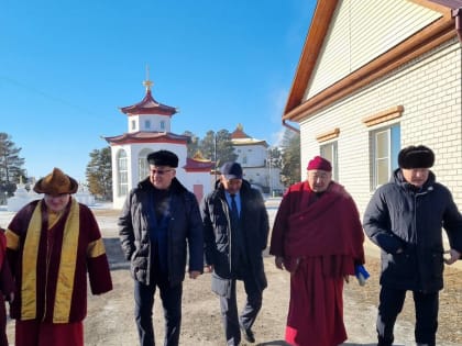 ​Баир Жамсуев встретился с представителями духовенства Агинского округа