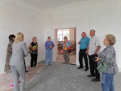 Школы и детские сады: депутаты контролируют обновление социальных объектов в Петровск-Забайкальске