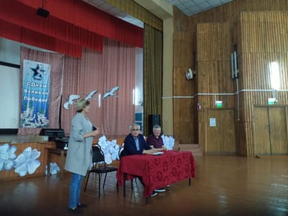 Забайкальские сенаторы обсудили с жителями  Мангута проблемы поселения