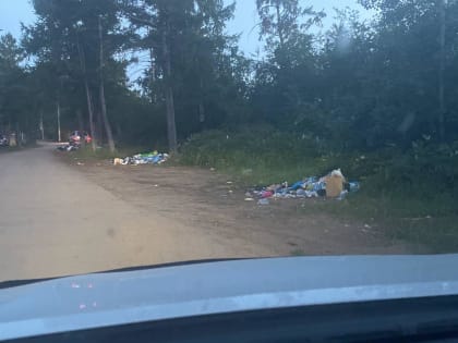 Туристы завалили мусором территорию Арахлея