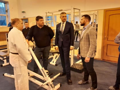 Александр Осипов посетил тренировку дзюдоистов в Чите