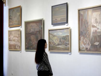 Выставка Романа Цымбало открылась в музее