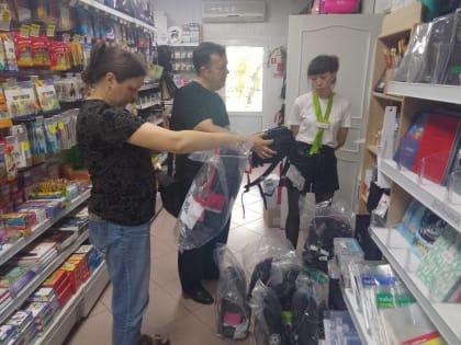 «Единая Россия»: Школьные наборы в рамках акции «Собери ребёнка в школу» получили уже 55 тысяч детей по всей стране