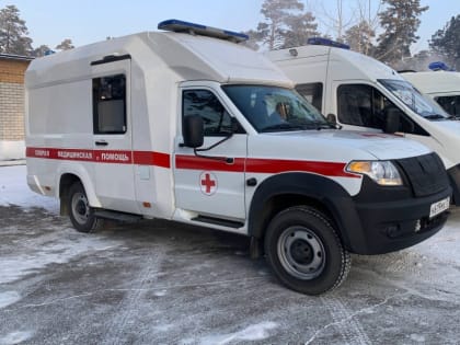 Девять машин скорой помощи получат семь медучреждений Забайкалья