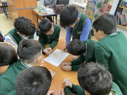 Новогодний утренник «Снежная нежная сказка зимы» по страницам любимых книг