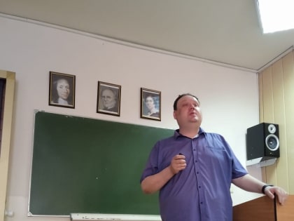 Студентам ЗИП СибУПК рассказали о ВИЧ-инфекции – коварной и смертельно опасной