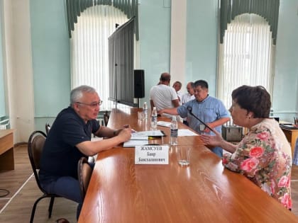 Баир Жамсуев взял на сенаторский контроль вопросы жителей Петровск-Забайкальского района