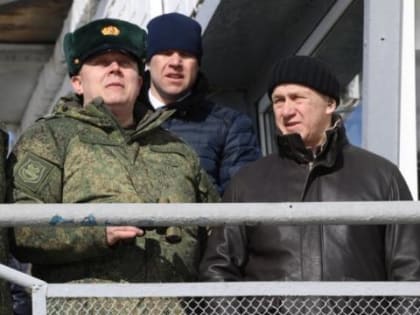 Юрий Трутнев оценил подготовку военнослужащих на полигоне в Забайкалье