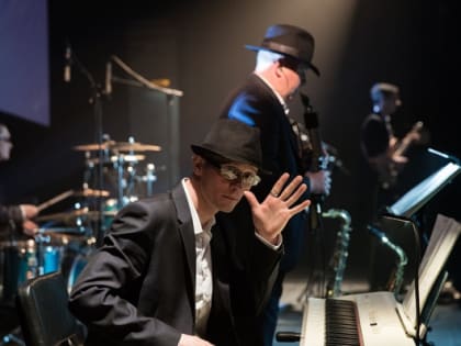 Концертную программу «Весенний джаз» представят солисты филармонии