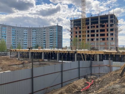 Компенсацию выплатили родственникам погибшего при строительстве дома в микрорайоне Каштакском