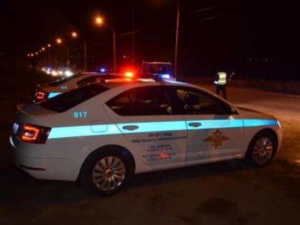 Иномарка влетела в столб на Недорезова в Чите