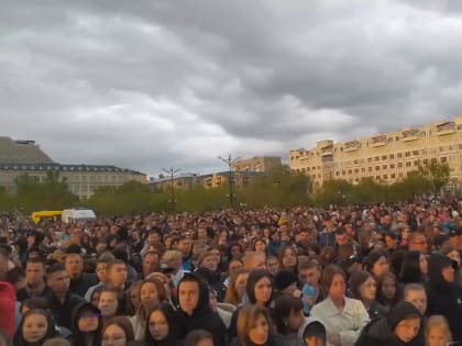 Более 10 тысяч человек собралось на площади Ленина Читы на концерте в честь Дня города