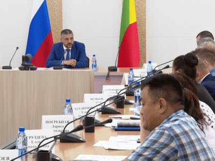 Вывести всю технику и рабочих на ремонт дорог поручил губернатор Забайкалья