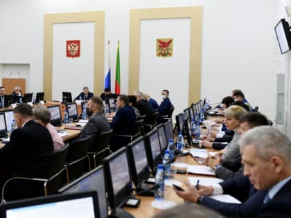 Избирком назвал имена 50 депутатов краевого парламента четвертого созыва