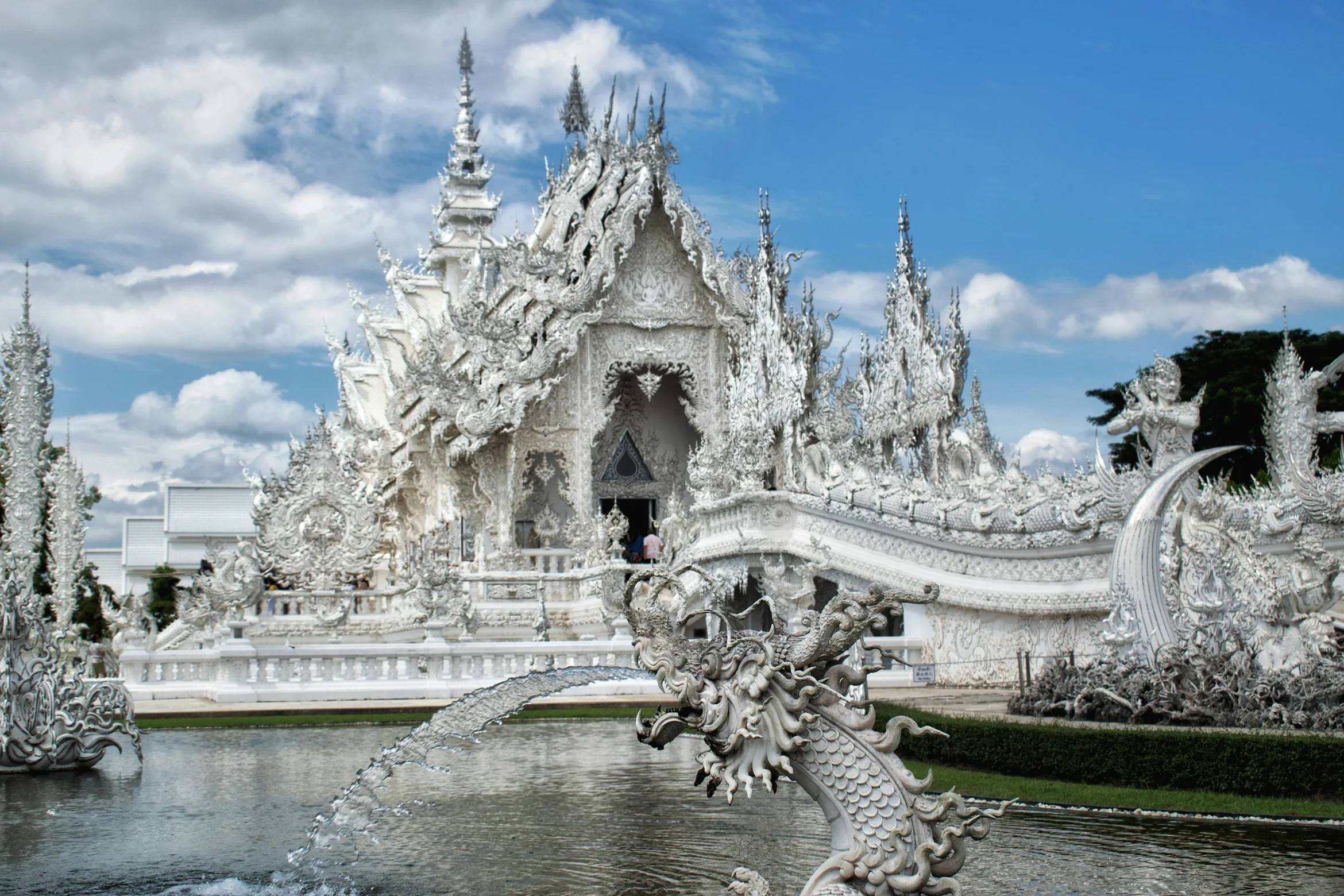 Wat Rong Khun (White Temple): What to Know Before You Go