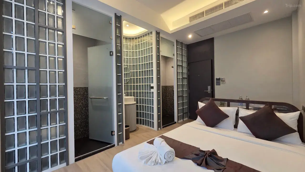 Warm Pillow Hotel Bangkok