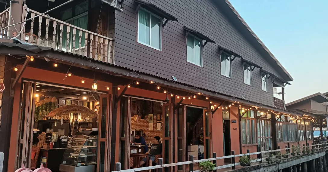 Rareview Coffee & Restaurant