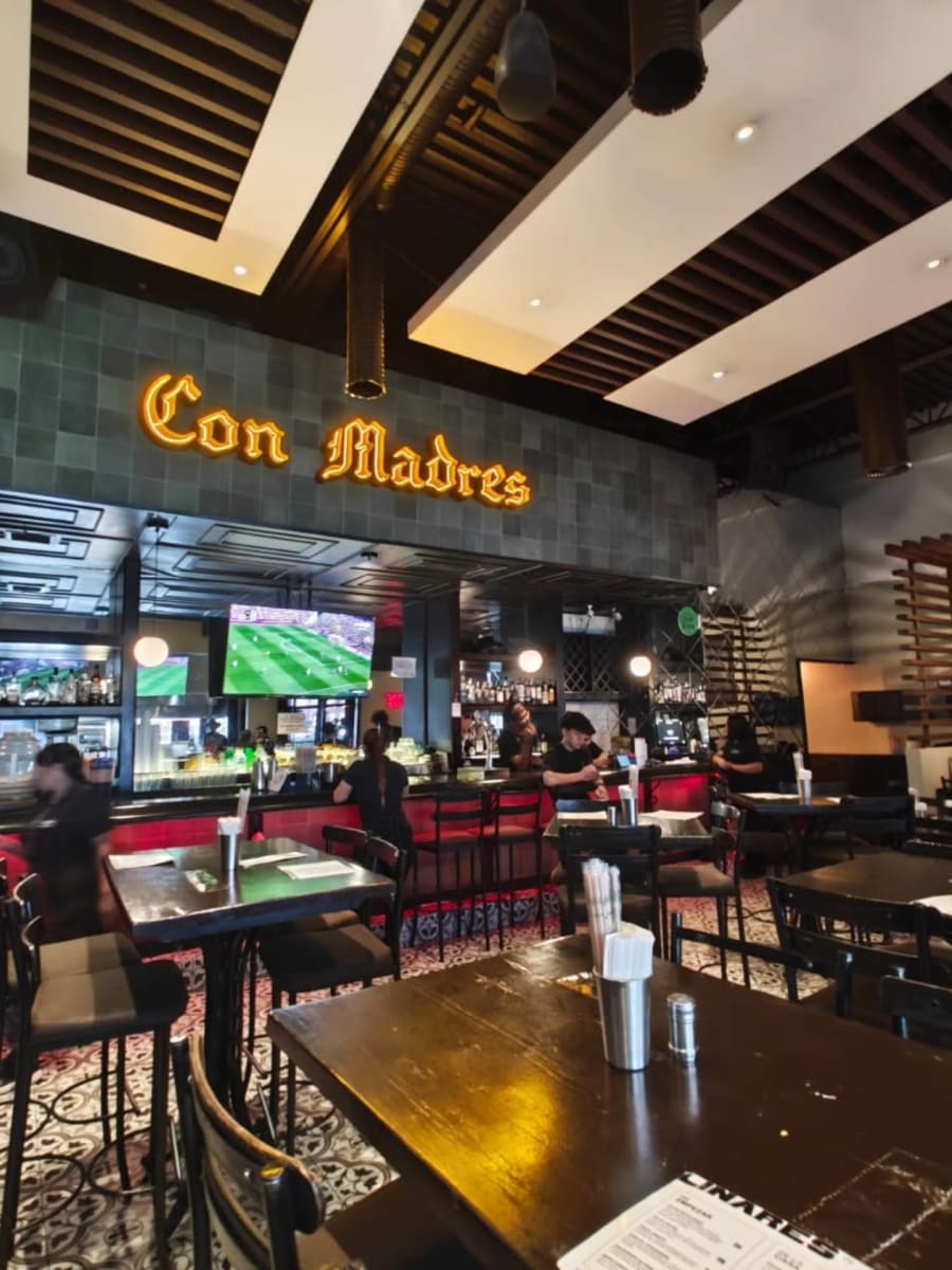 Taqueria Linares-gallery-1