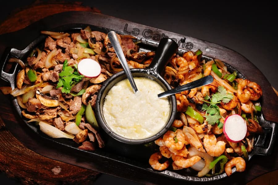 La Cabaña Steak House-gallery-1