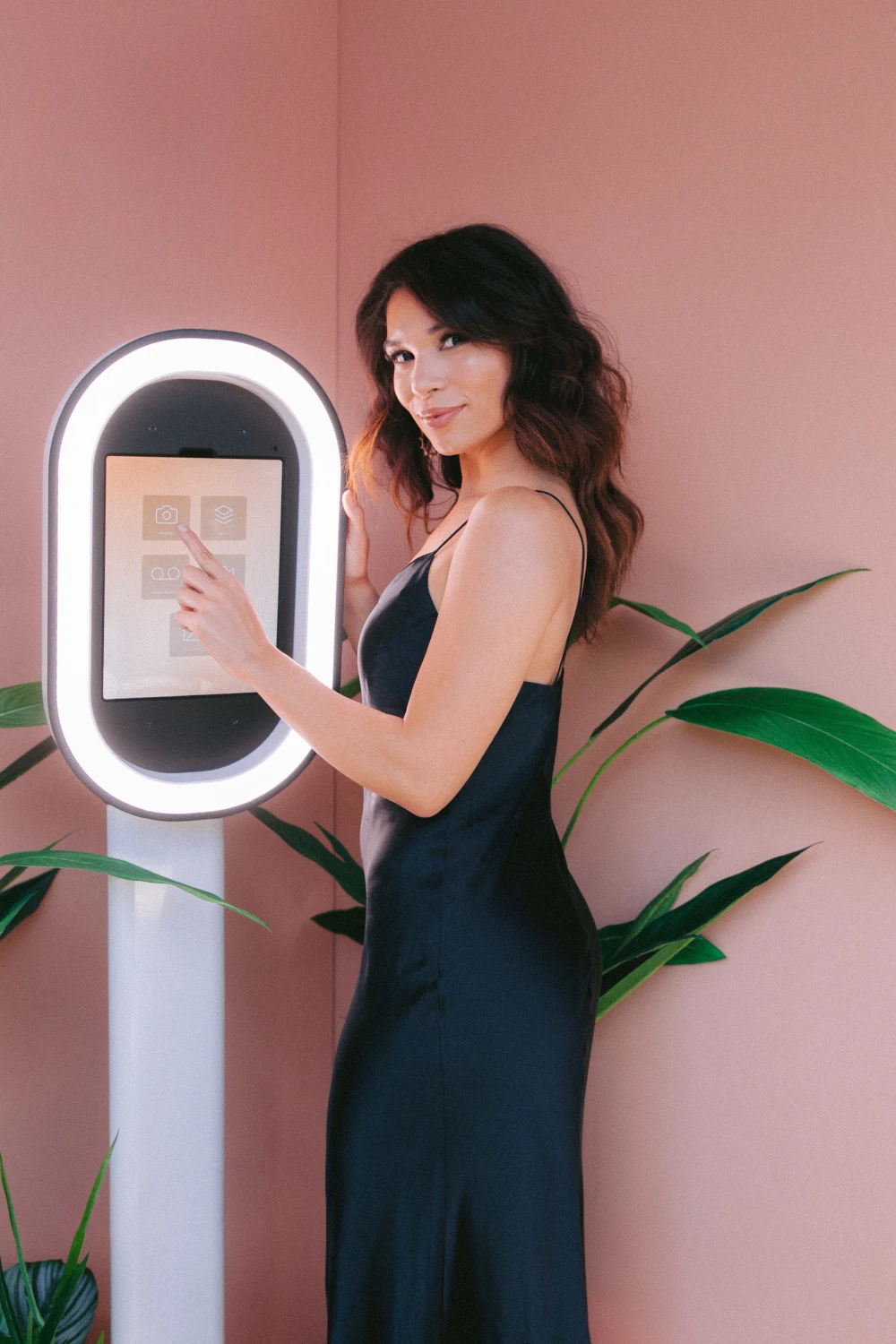 Vegas Luxe Luxury Photo Booth Setup