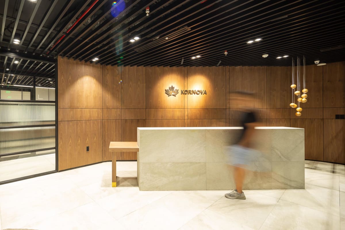 KORNOVA OFFICE 250M2
