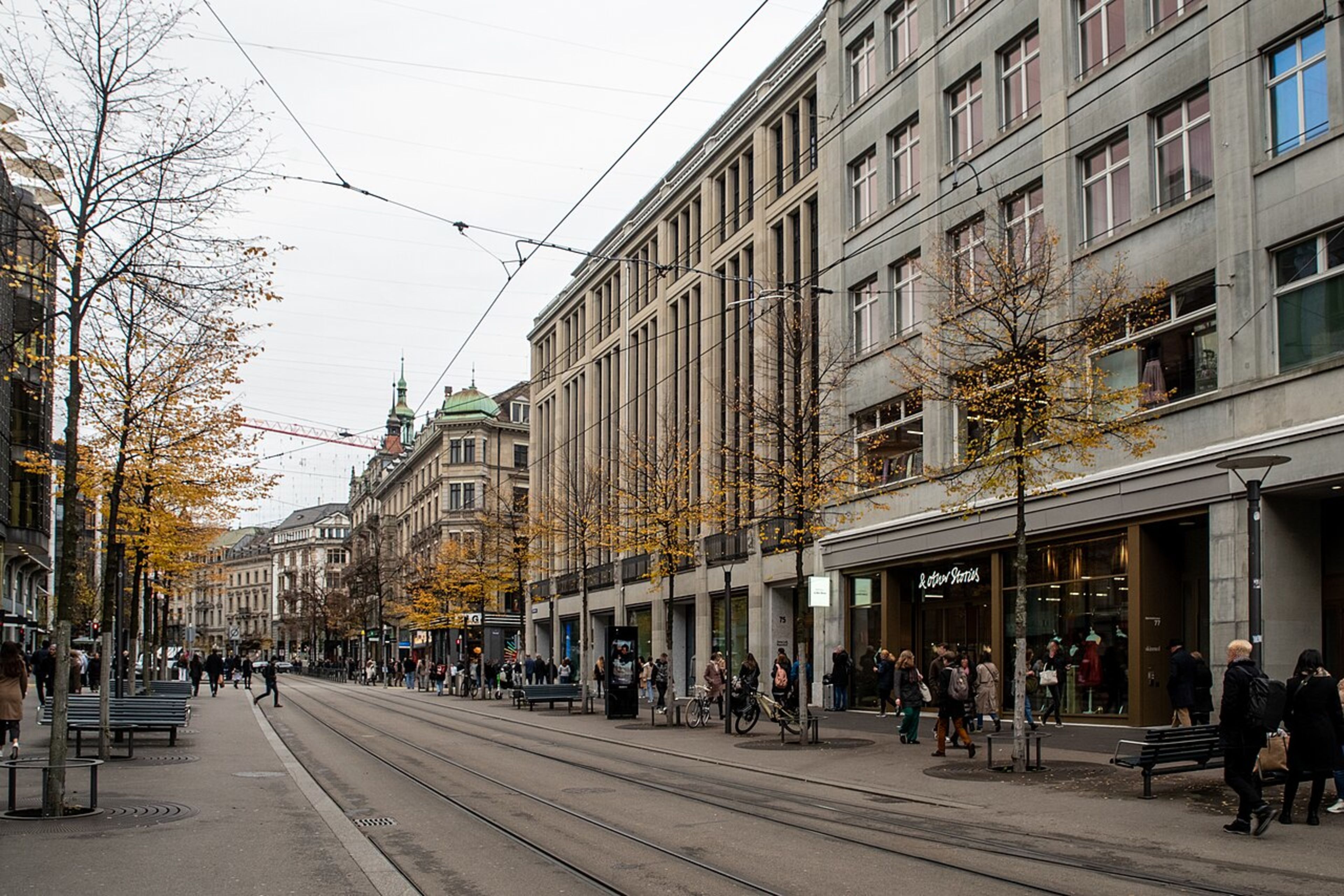 Bahnhofstrasse (Luxury Shopping)