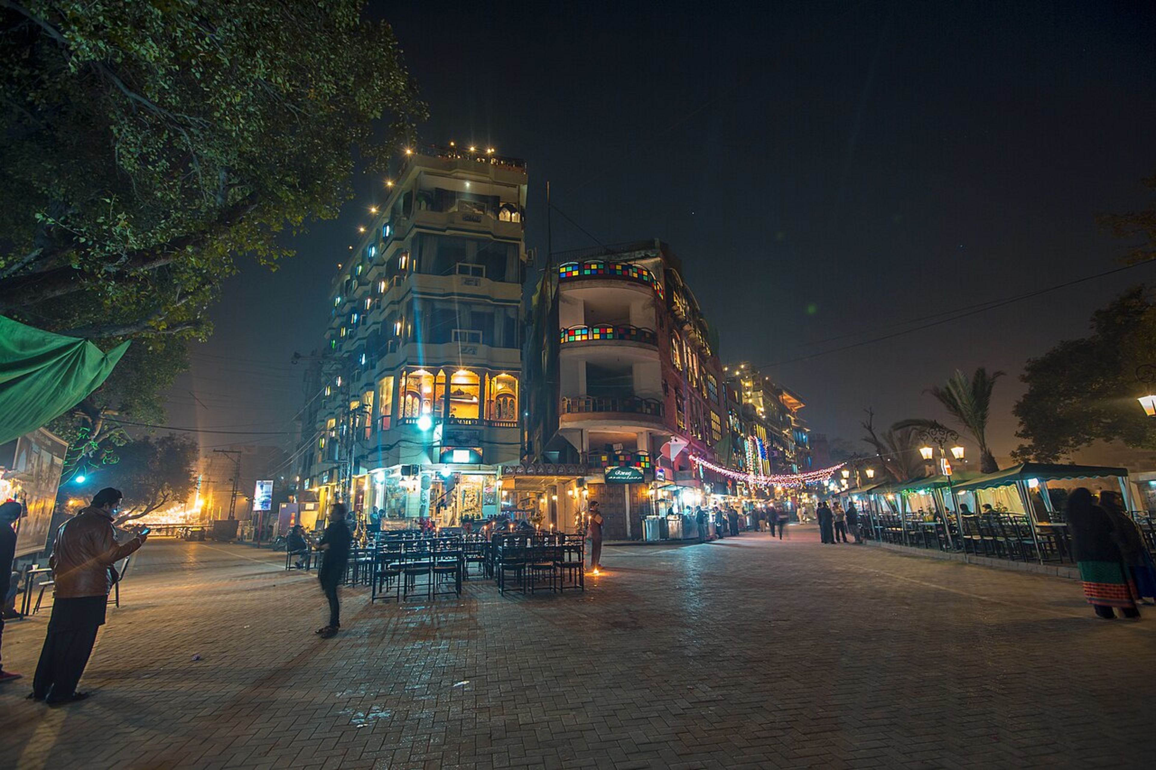Food Street (Gawalmandi)