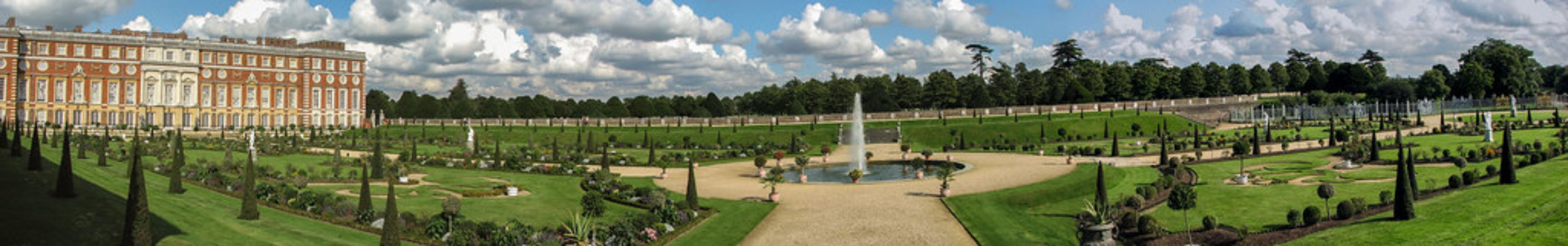 Hampton Court Palace